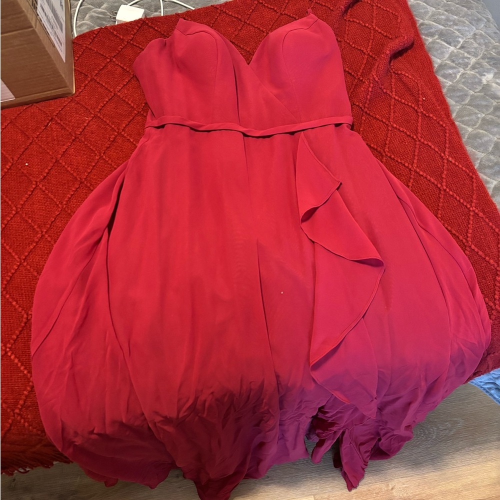 Elegant Red Strapless Dress